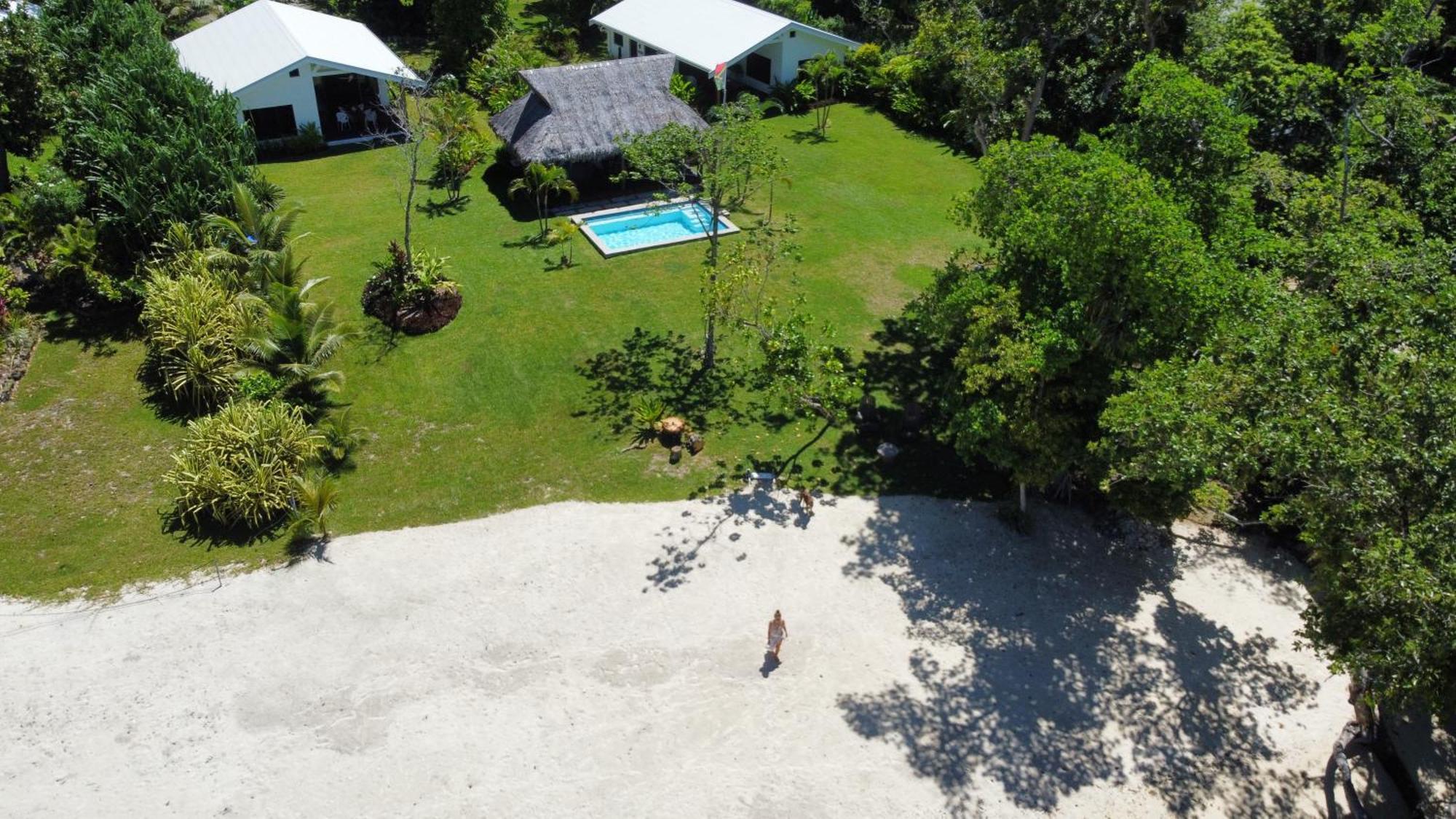 Lope Lope Beach Bungalows Luganville Exterior foto